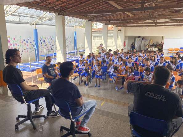 Encontro na Escola Municipal Berilo Vanderley